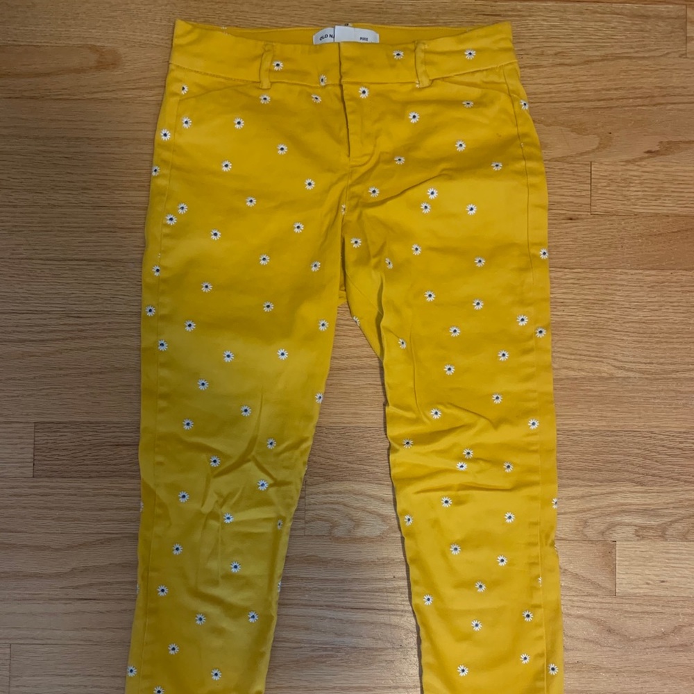 Old Navy Yellow Daisy Pants